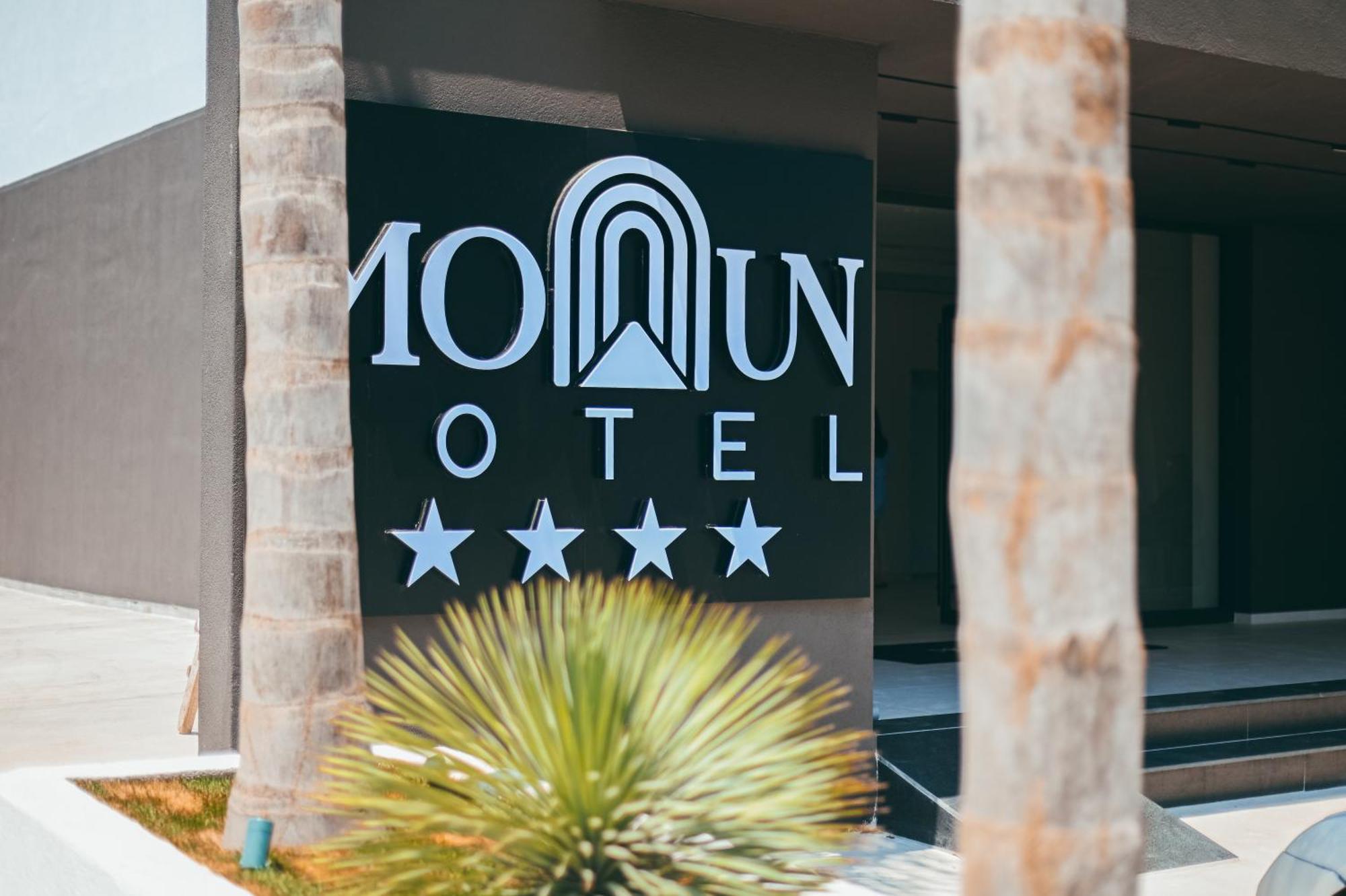 Monun Hotel Ksamil Bagian luar foto